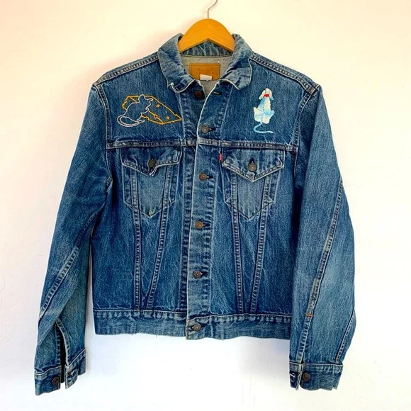 Levi’s Vintage Denim Jacket w/ Black Flag Patch & Sweet Embroidery. Super Rad ⚡️ - Picture 2 of 12